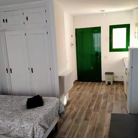 Apartman Caleta Paraiso 141 *